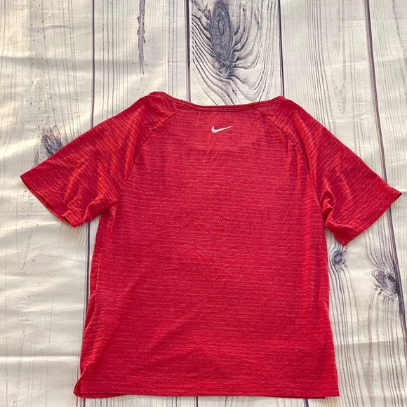 Women’s Nike Dri-Fit Tee | Workout T-Shirt - Picture 5 of 7